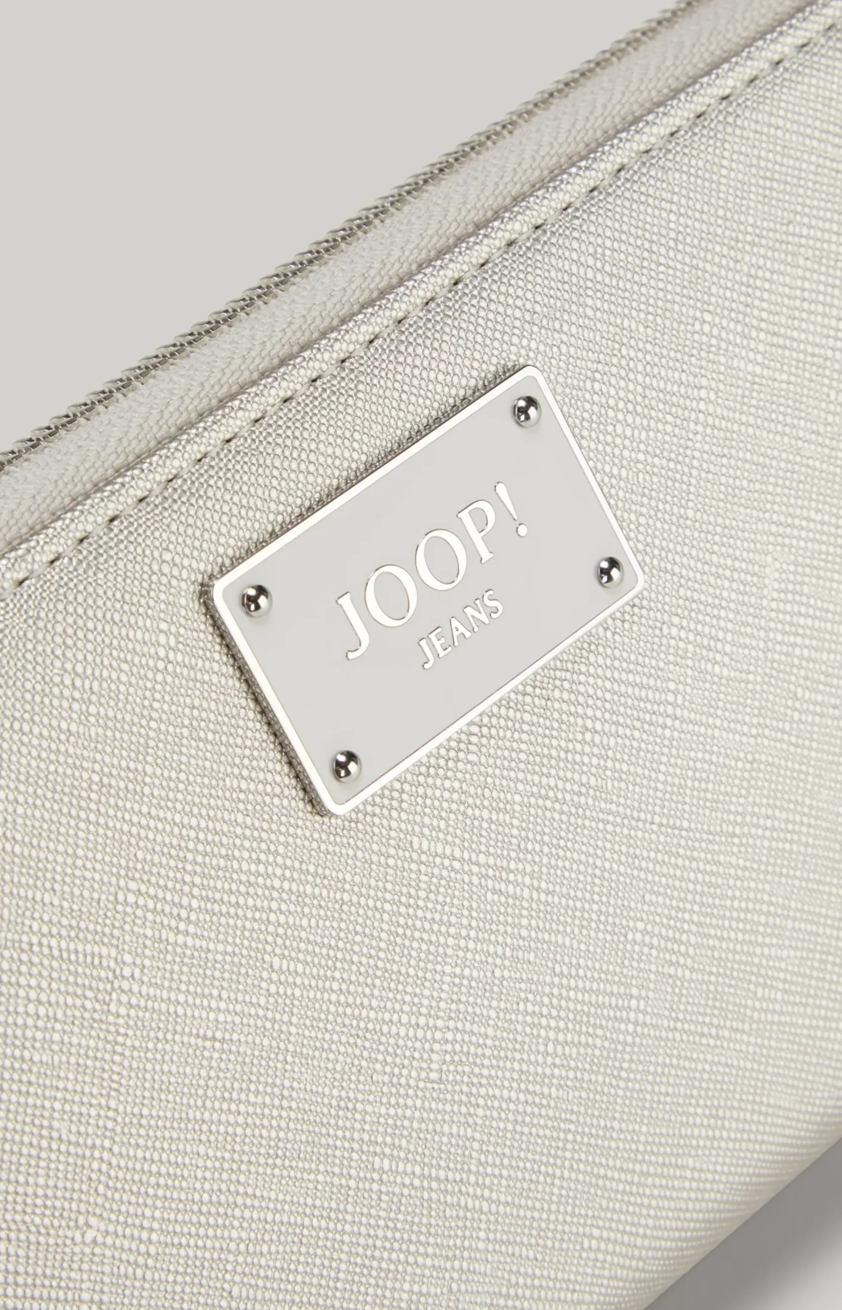 New JOOP! Cofano Melete Wallet in silver