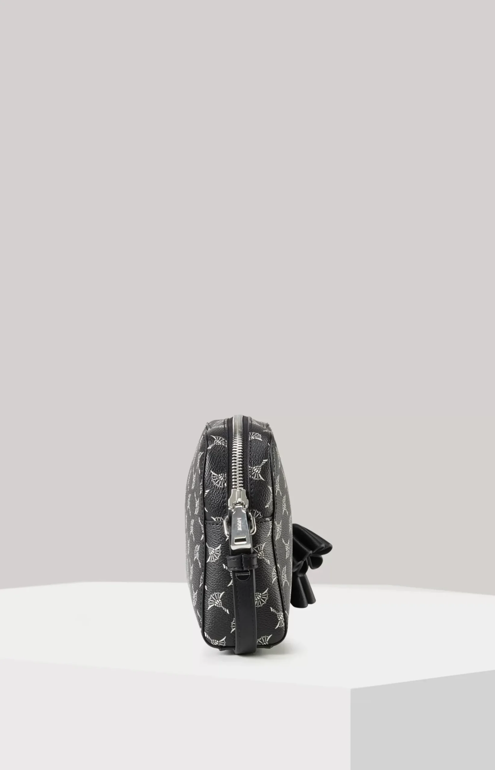 Discount JOOP! Cortina Cloe Shoulder Bag in black