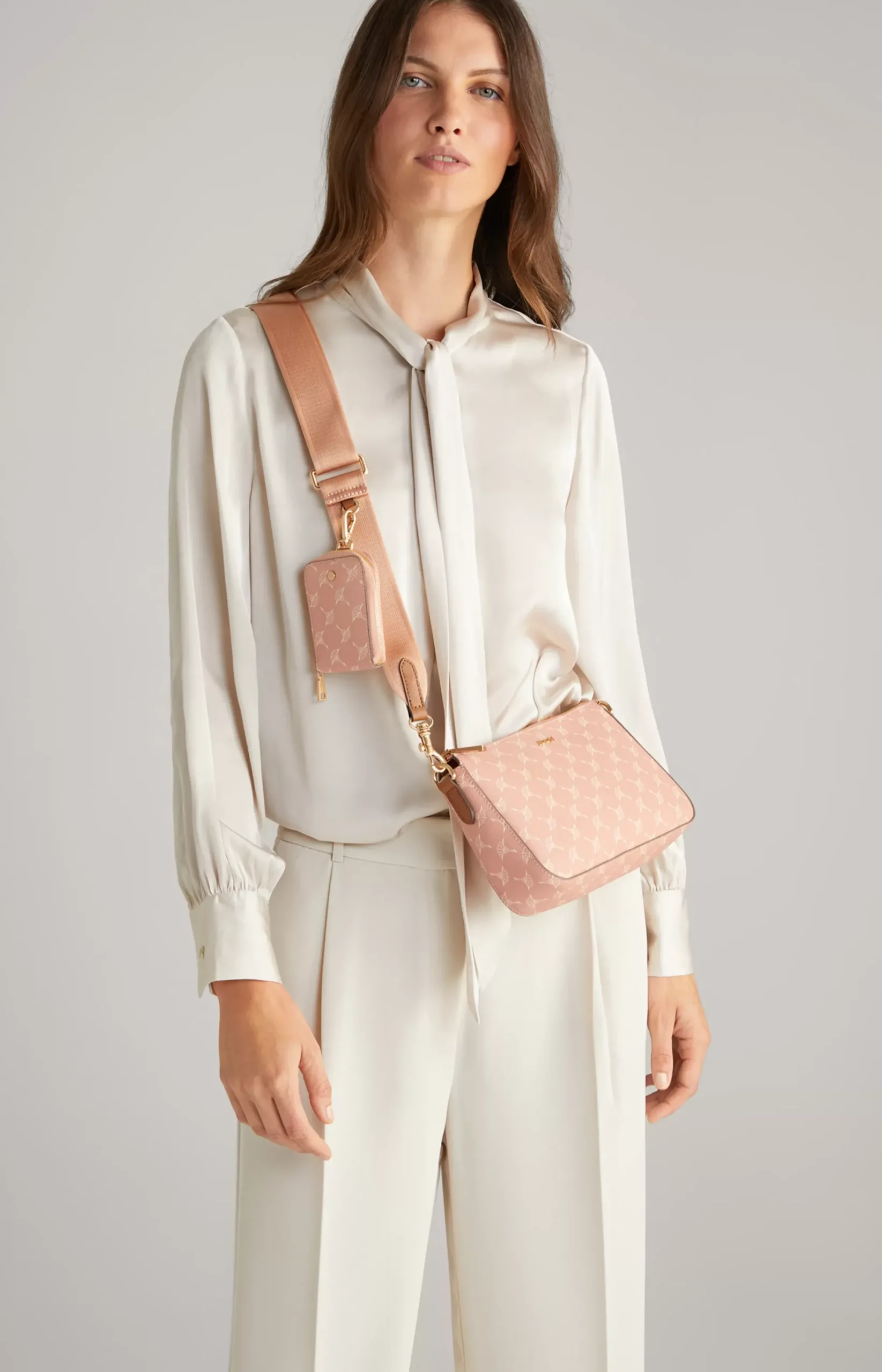 Outlet JOOP! Cortina Jasmina Shoulder Bag in nude