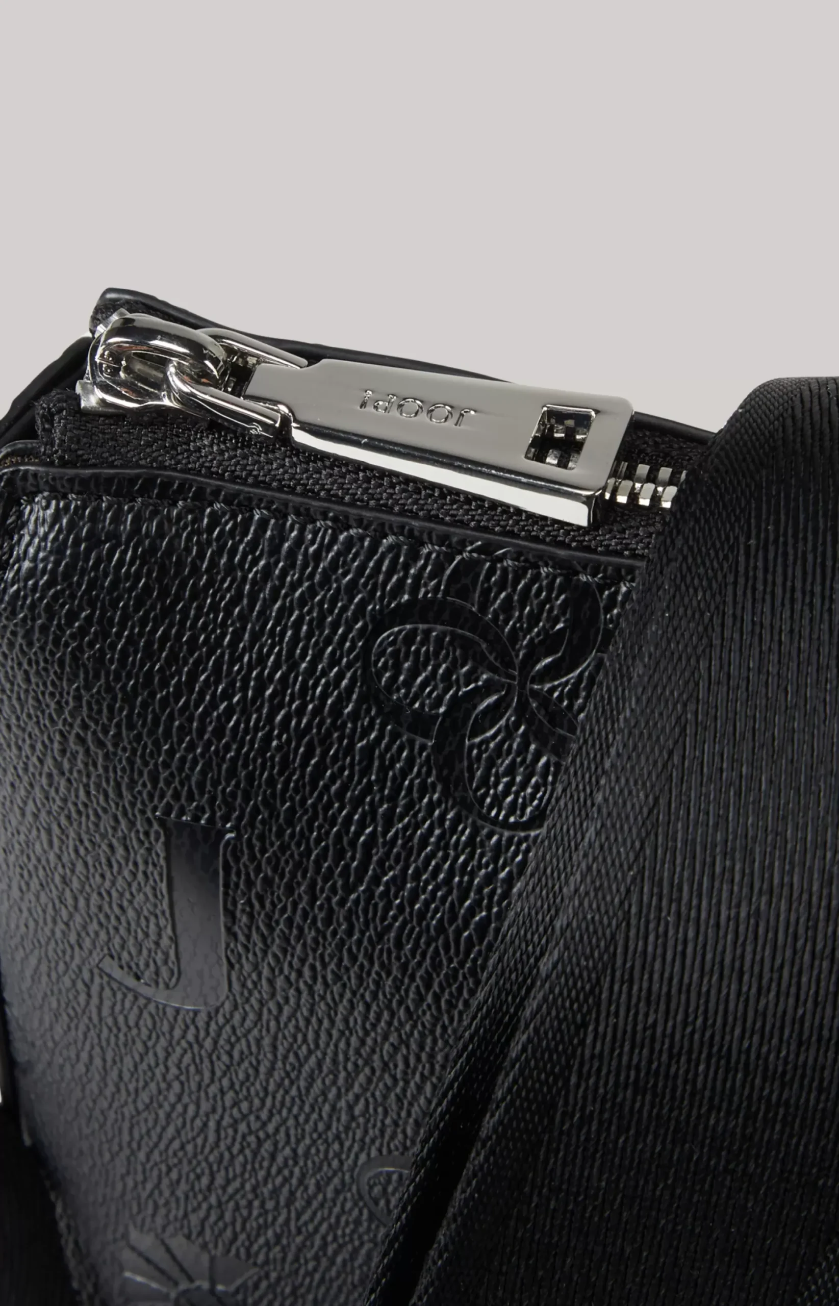 Sale JOOP! Decoro Stampa Jasmina Shoulder Bag in black