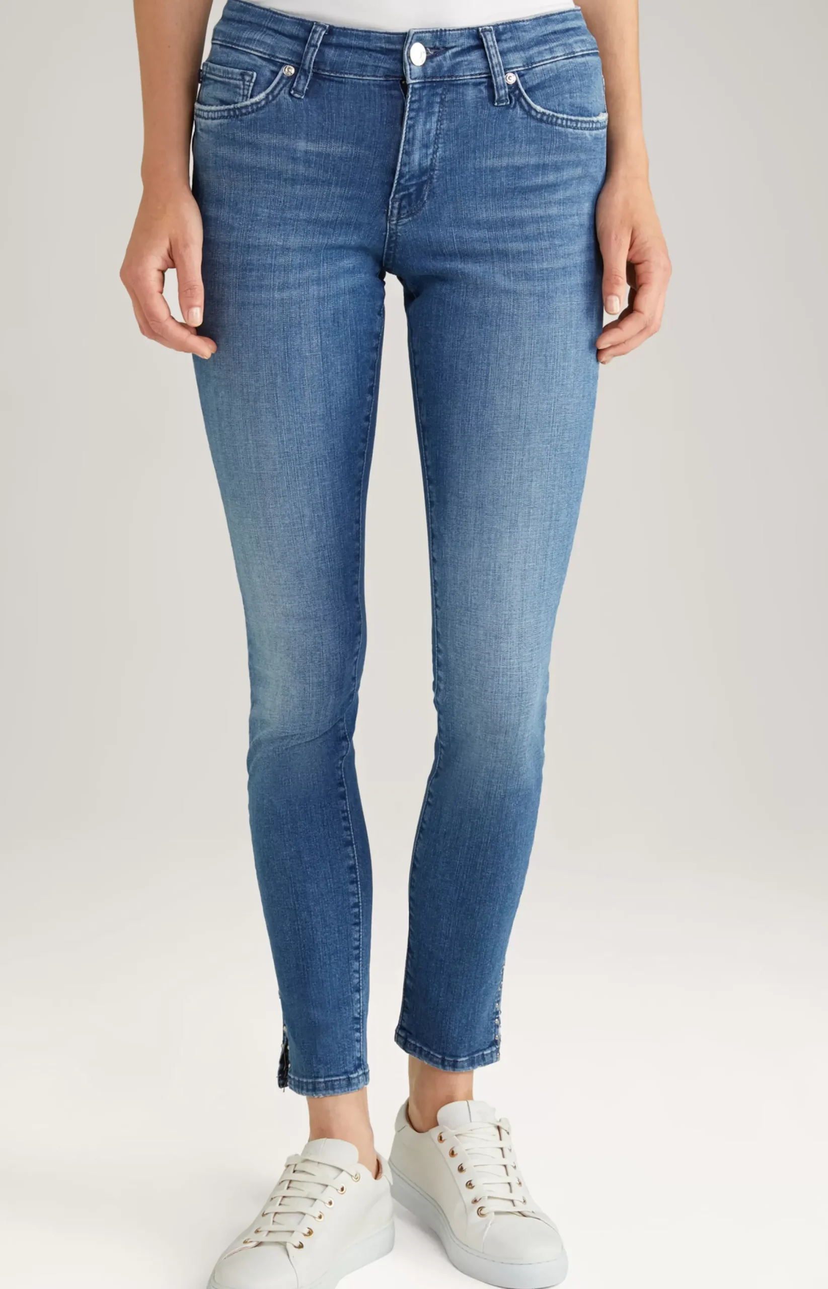 JOOP! Jeans in a Denim Blue Washed Look washed denim blue