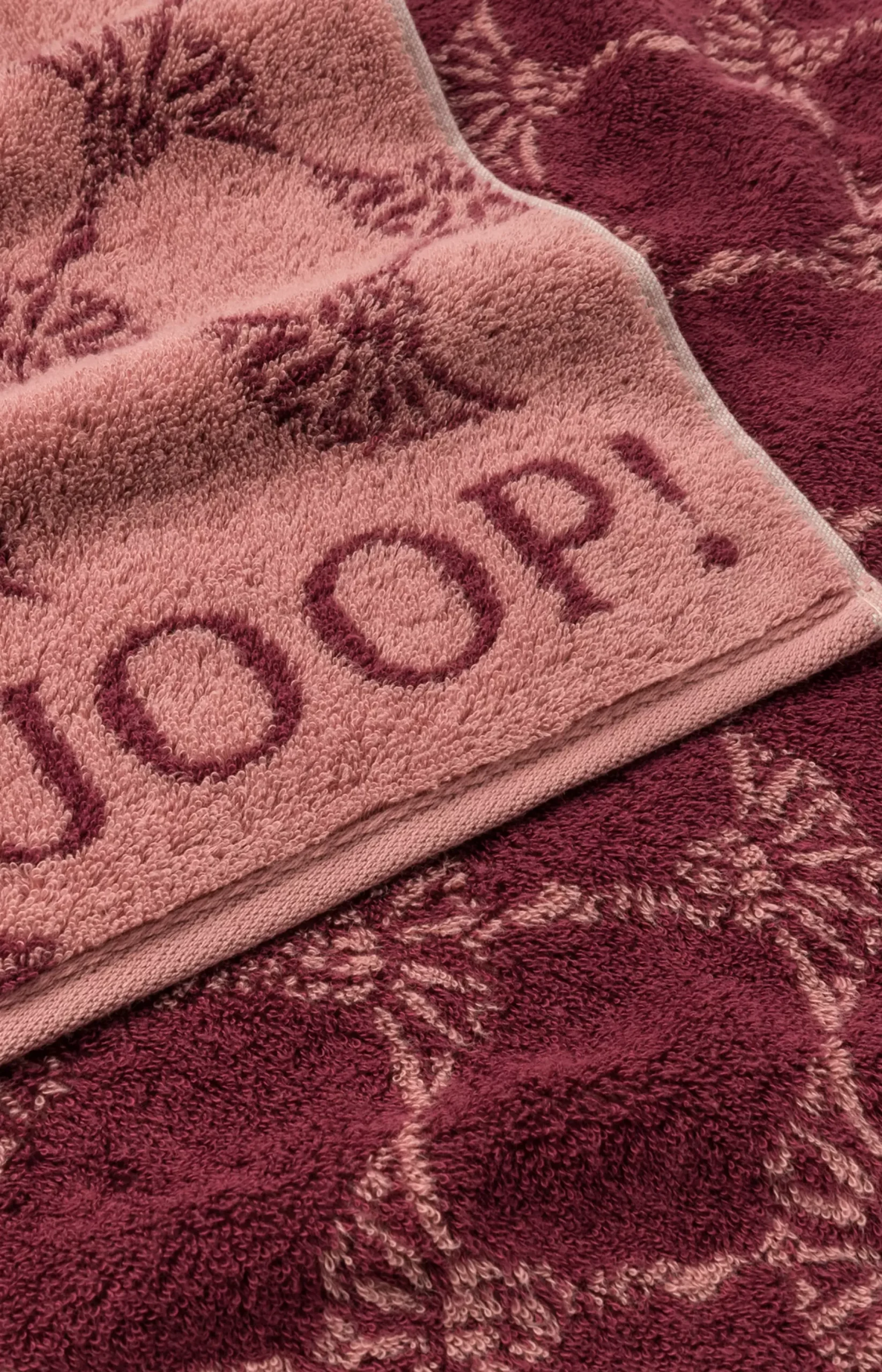Sale JOOP! CLASSIC CORNFLOWER Terrycloth Range in Rouge red