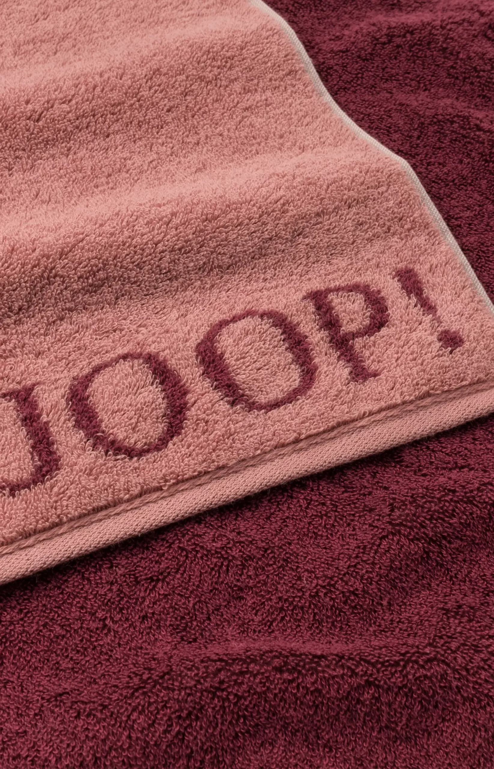 JOOP! CLASSIC DOUBLEFACE Terrycloth Range in Rouge red