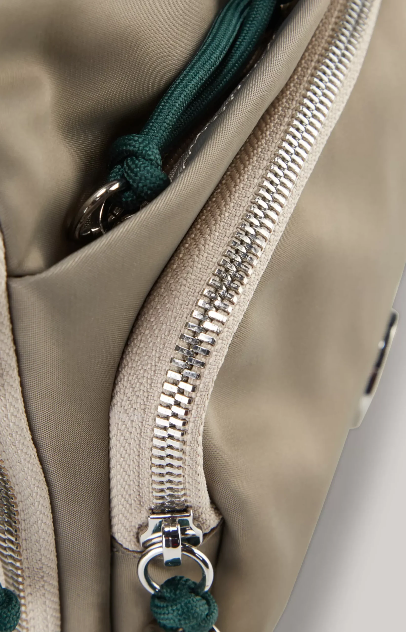 JOOP! Lietissimo Lilou Shoulder Bag in grey