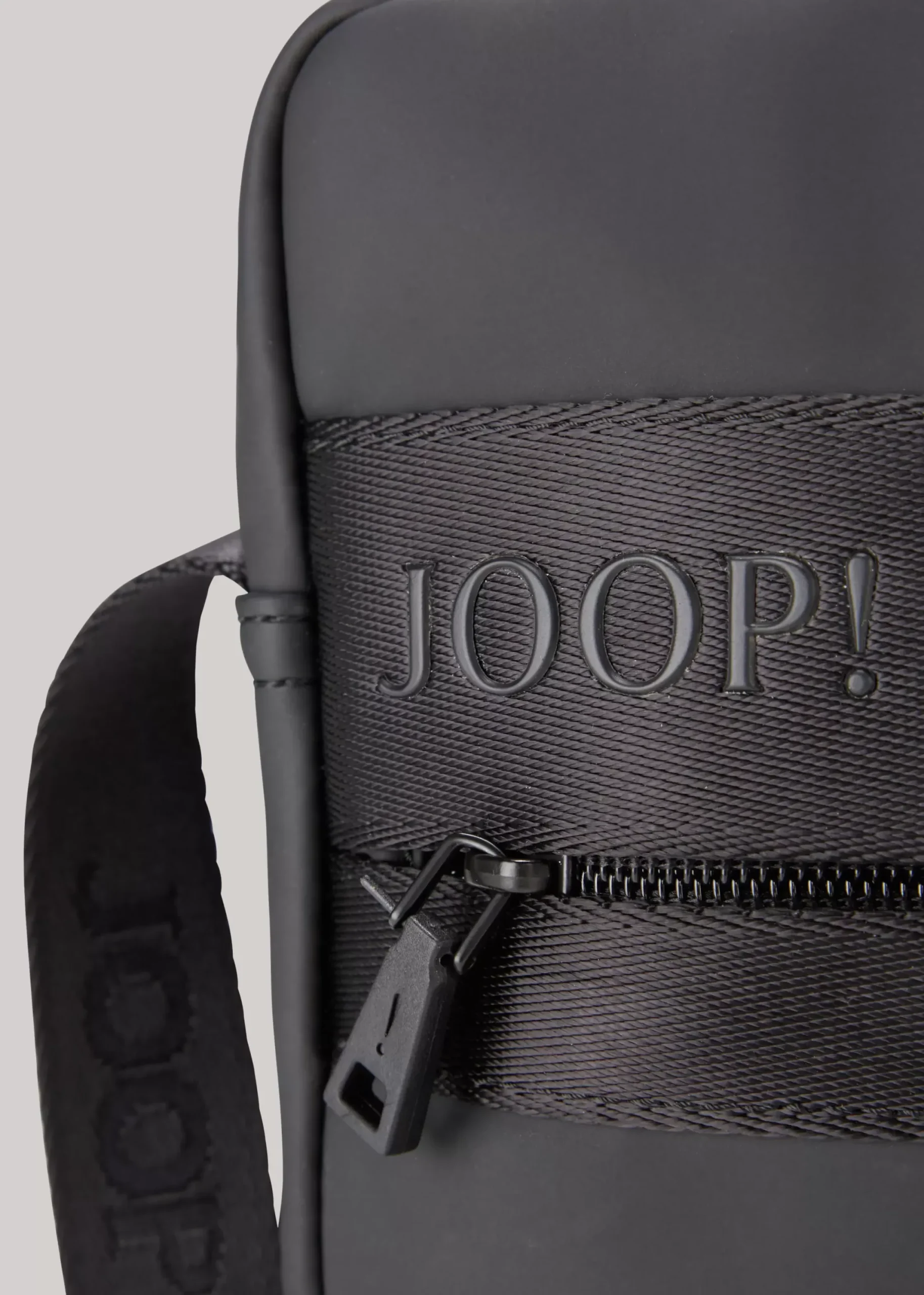New JOOP! Modica Nuvola Rafael Shoulder Bag in black