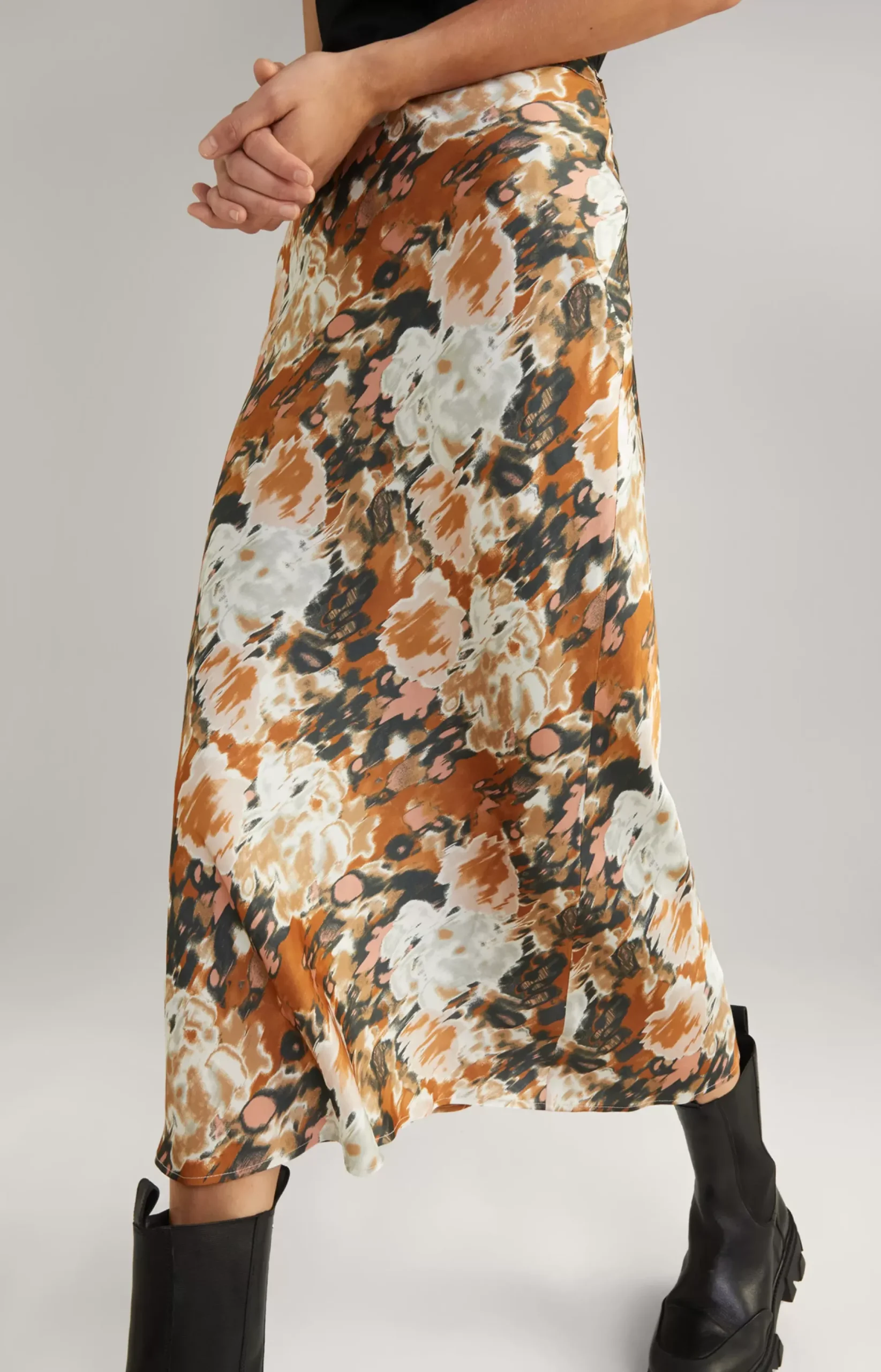 Clearance JOOP! Satin Skirt in a Brown/Black/Ecru Pattern brown/black/ecru patterned