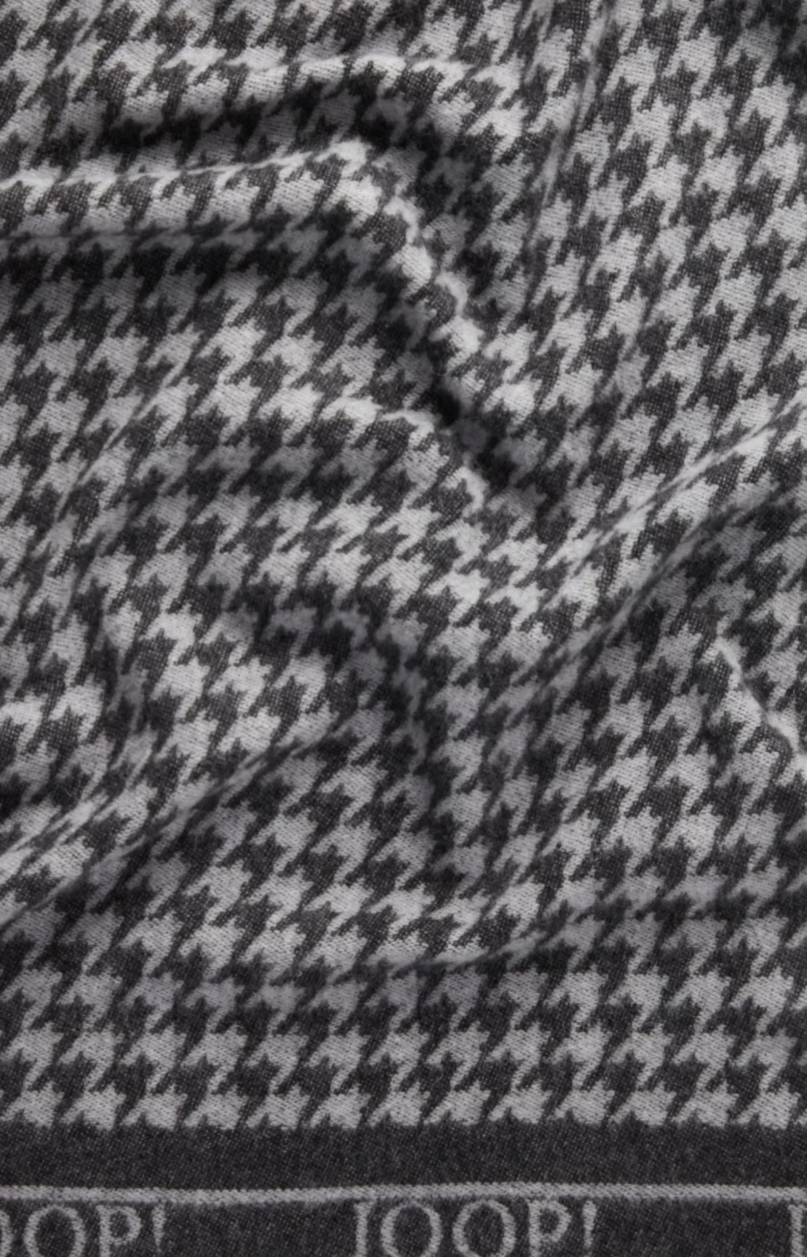 Sale JOOP! Scarf in a Pattern black/grey