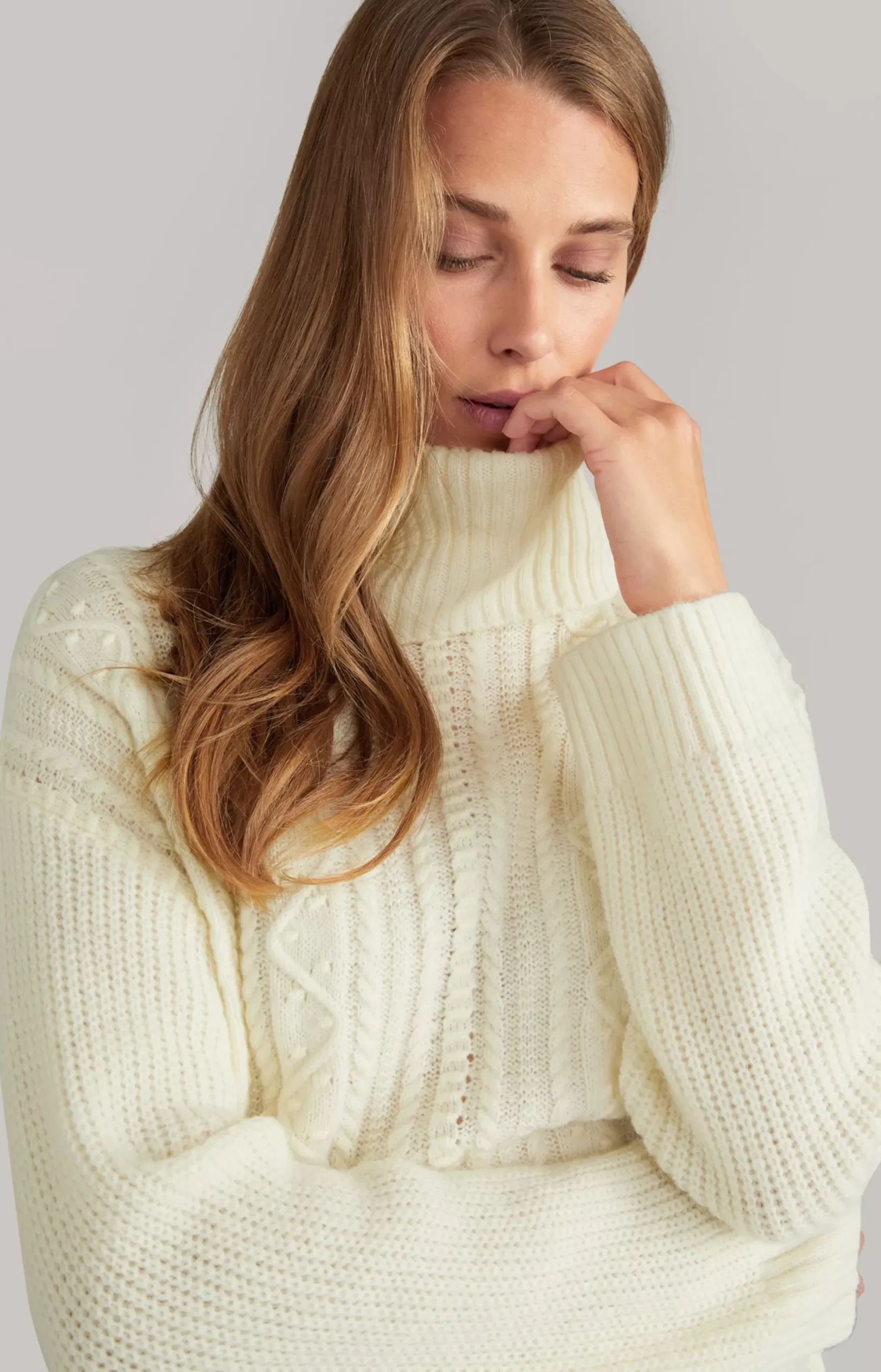 Outlet JOOP! Turtleneck Pullover in cream