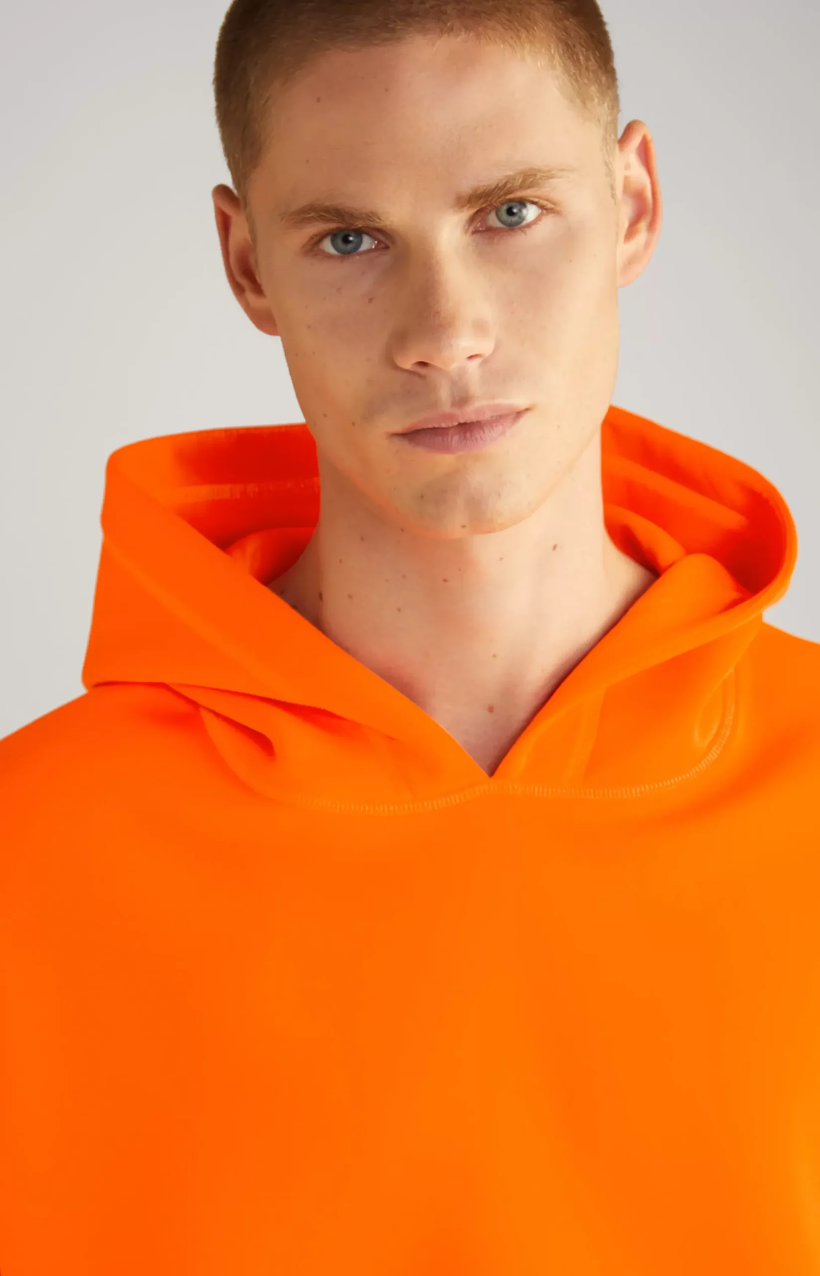 JOOP! Unisex Hoodie in neon orange